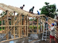 Roof beams for pavilion under Martins supervision